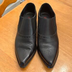 Dingo Women's Black Western Style Slip on Pointed Toe  Ankle Bootie Size 9M